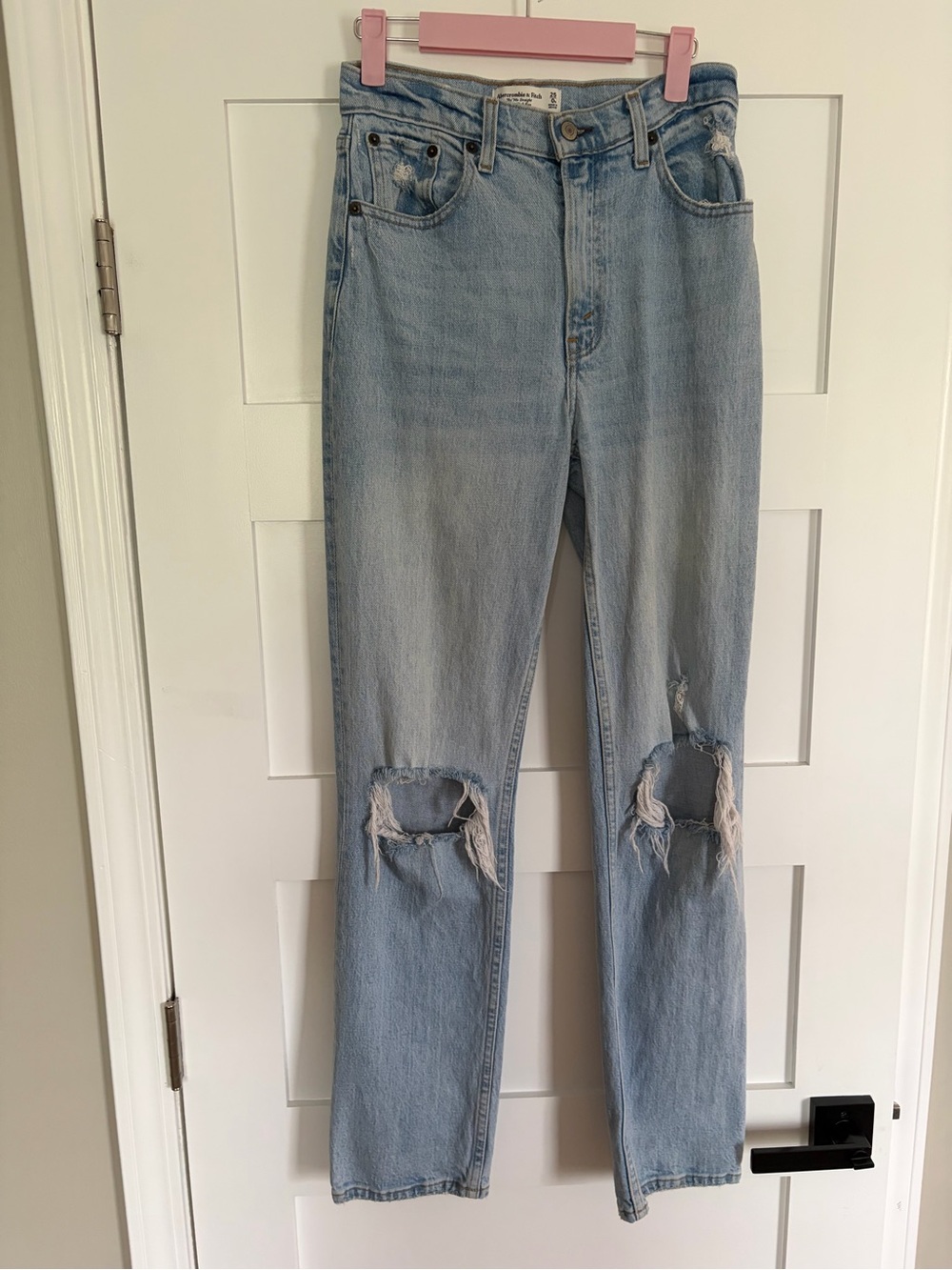 Abercrombie & Fitch Light Blue Distressed Women's Jeans
